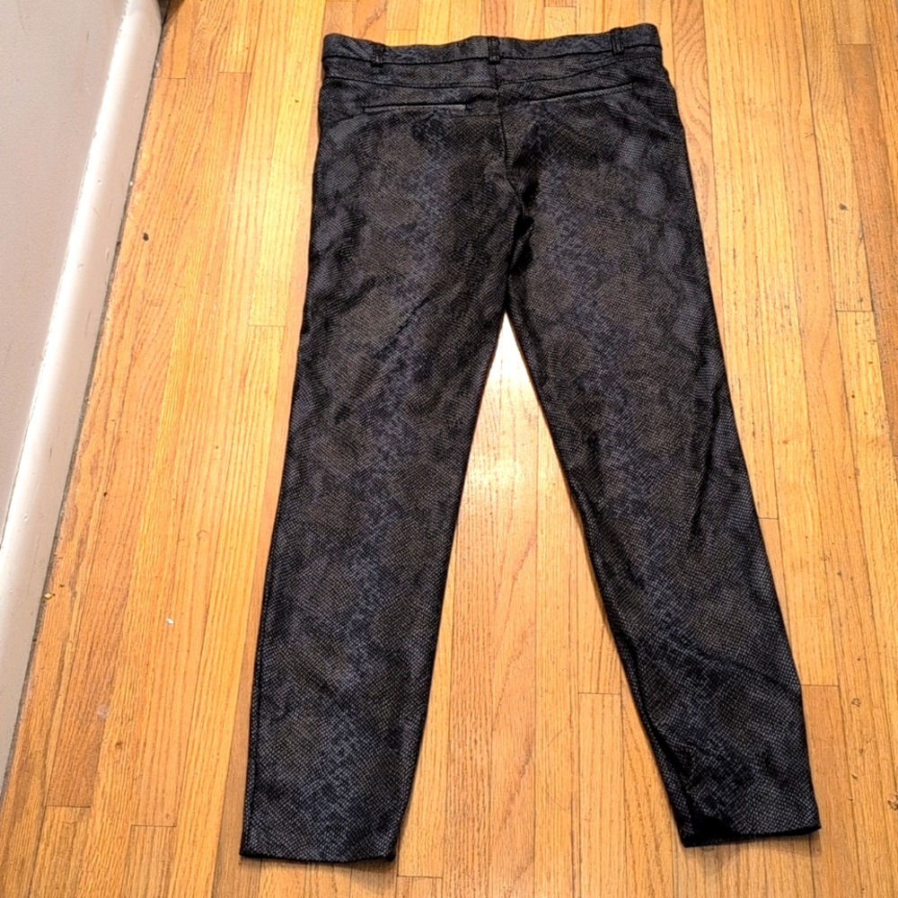 Zara Trafaluc Snake Print Size Large Jeans